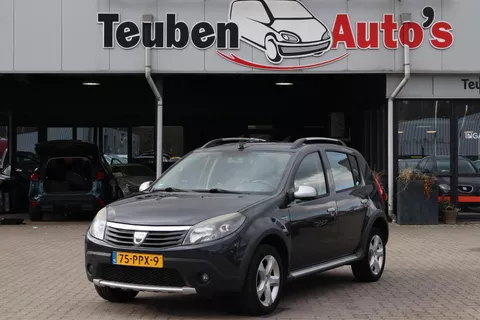 Dacia Sandero 1.6 Stepway Airco, Elektrische ramen, Trekhaak Dacia Sandero 1.6 Stepway Airco, Elektrische ramen, Trekhaak