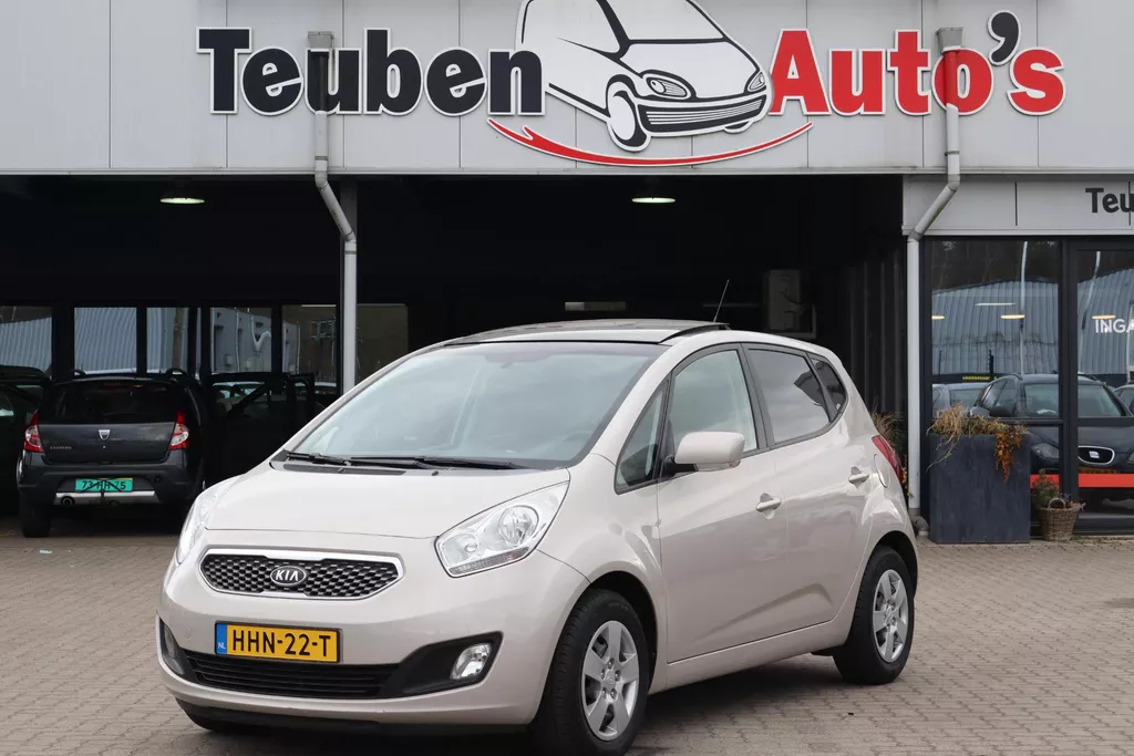 KIA Venga 1.4 Hedgren Panoramadak, Schuif- kanteldak, Camera, Navigatie, Cruise control, Climate control