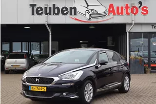 DS 5 1.6 BlueHDi Business Executive Panoramadak, Camera, Navigatie, Head up display, Stoelverwarming, Trekhaak