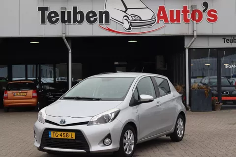 Toyota Yaris 1.5 Full Hybrid Aspiration Camera, Automaat, Climate control, Cruise control, Elektrische ramen
