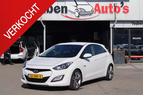 Hyundai i30 1.6 GDI i-Vision Airco, Navigatie, Cruise control, Camera, Lichtmetalen wielen
