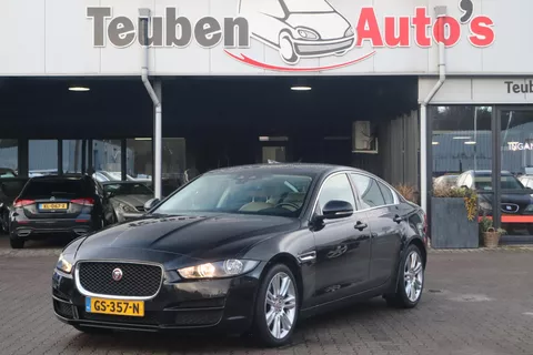 Jaguar XE 2.0 D Portfolio Navigatie, Camera, Lederen interieur, Climate control, Nieuwe distributie ketting
