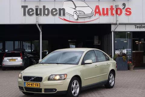 Volvo S40 2.4 Climate control, Trekhaak, Cruise control, Elektrische ramen