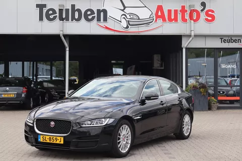 Jaguar XE 2.0 D R-Sport Stoel- en stuurverwarming, Navigatie, Camera, Climate control, Cruise control, Lederen interieur