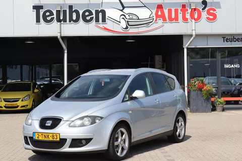 SEAT Altea XL 1.8 TFSI Sport-up Climate control, Cruise control, Trekhaak, Elektrische ramen SEAT Altea XL 1.8 TFSI Sport-up Climate control, Cruise control, Trekhaak, Elektrische ramen