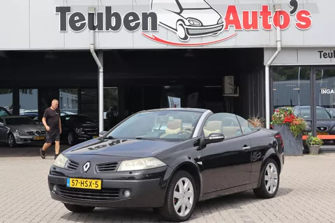 Renault M&eacute;gane Coup&eacute;-Cabriolet 1.6-16V Tech Line Lederen interieur, Navigatie, Climate control, Cruise control, Voorstoelen verwarmbaar