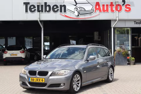 BMW 3-serie Touring 320i Business Line Afneembare Trekhaak, Climate control, Navigatie, Cruise control,