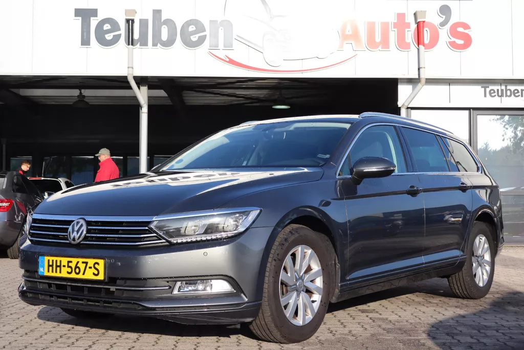 Volkswagen Passat Variant 1.6 TDI Business Edition | Automaat | LED | Climate control | Cruise control | Trekhaak | DAB radio