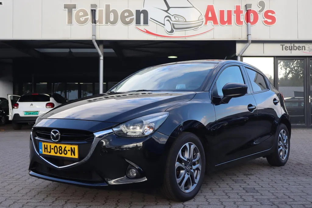 Mazda 2 1.5 Skyactiv-G Skylease GT | Lederen bekleding | Stoelverwarming | Lane assist | Climate control | Cruise control