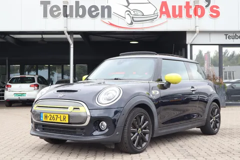 MINI Electric Yours 33 kWh | SOH 95,7% |39.600km | Leder | Sportstoelen | Panormadak | Harman/kardon