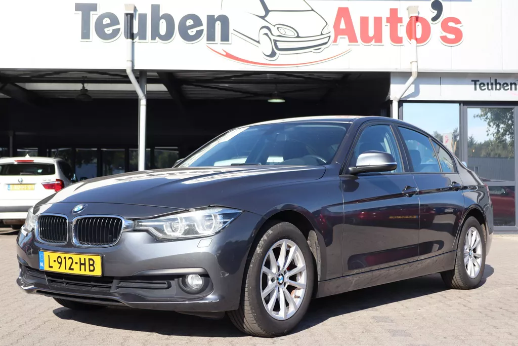 BMW 3-serie 316d Corporate Lease Essential | Automaat Bluetooth | Cruise control | Climate control |