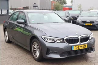 BMW 3-serie 320i Executive Edition | NL Auto/2e Eigenaar | Navigatie full map | Virtual cockpit | Bluetooth | Climate control | Cruise control