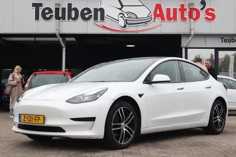 Tesla Model 3 Standard RWD Plus 60 kWh | SOH 90,1% | Warmtepomp | Full Self-Driving computer 3 | Lichtmetalen velgen